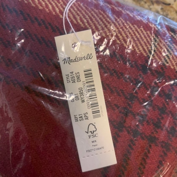 NWT Madewell alberta plaid cape J018 - Picture 8 of 8